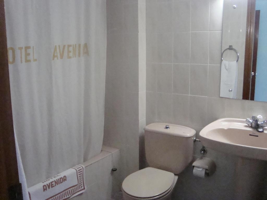 ホテル Avenida Gijon Centro 部屋 写真
